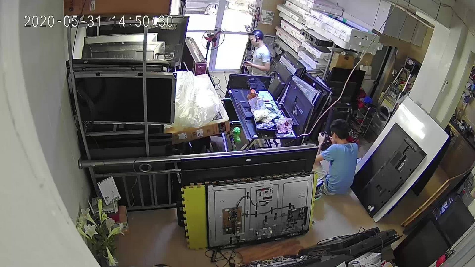 Sửa tivi LG tại nhà Hà Nội uy tín giá rẻ